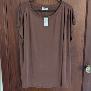 New With Tags Maurices Brown 24/7 Short Sleeve Tshirt Size 2X